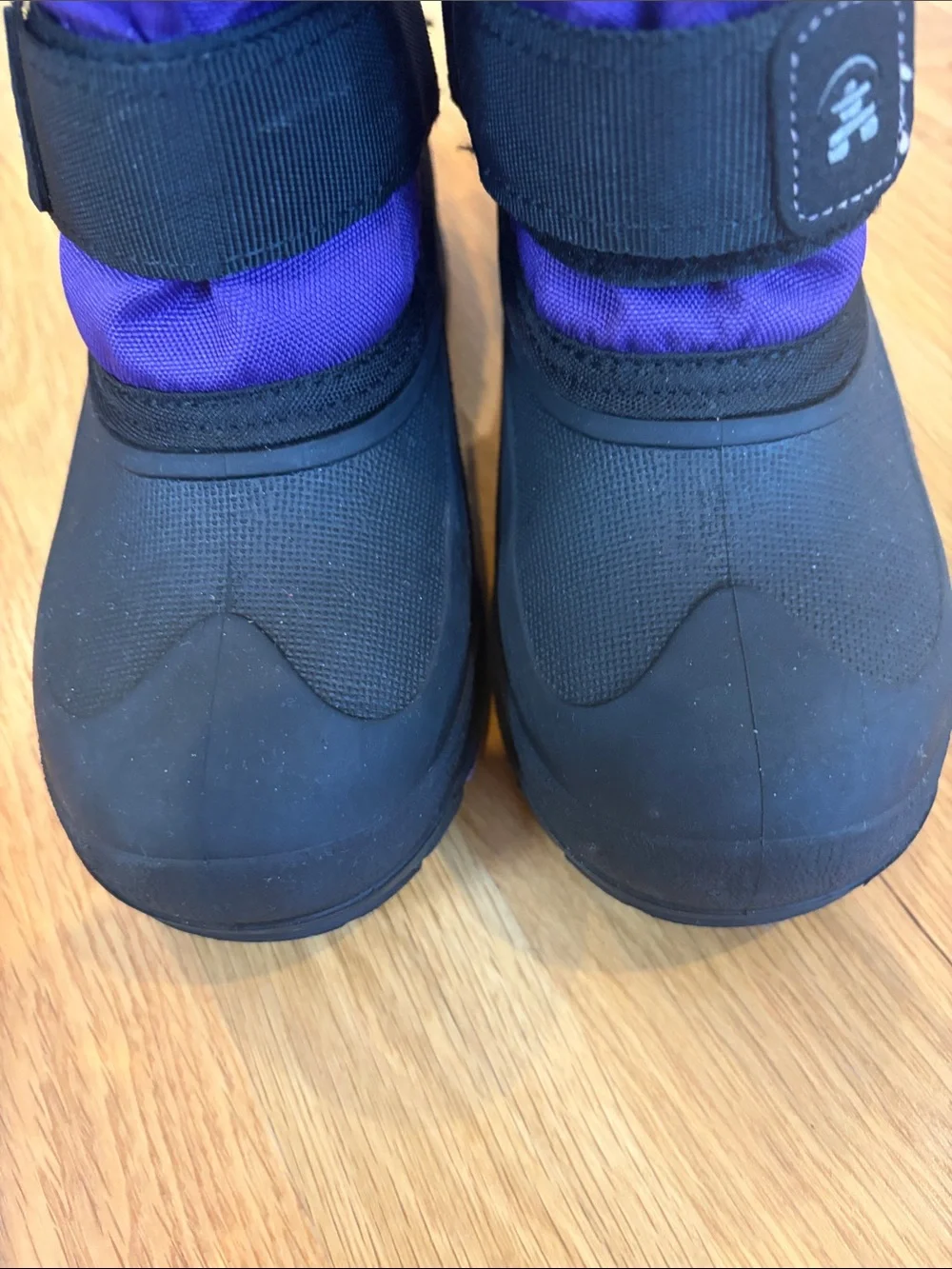 Kamik Kids Waterbug Boots size 2 like new